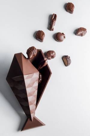 「ル・ショコラ・アラン・デュカス」エイプリルフール&イースターに向けた、魚&卵モチーフのショコラ