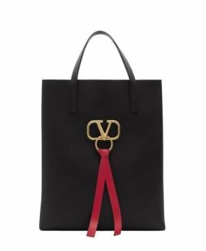 ヴァレンティノ ガラヴァーニの新作バッグ、“V”ロゴ&amp;リボンをあしらったトートやショルダー
