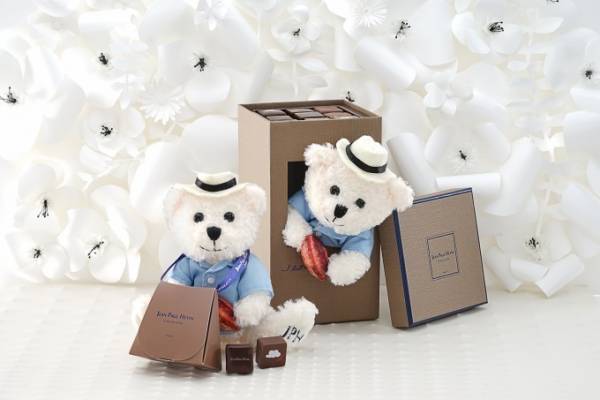 ジャン=ポール・エヴァンのホワイトデー、“テディベア”とボンボンショコラのセットなど