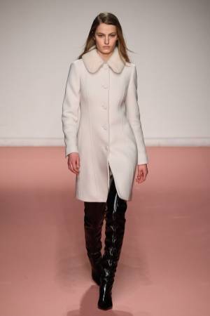 ブルマリン 2019-20年秋冬コレクション - 薔薇の花が導くエレガンス