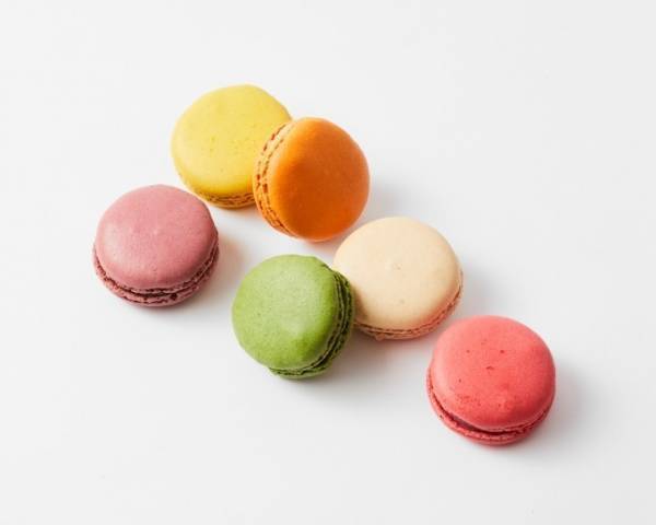 そごう・西武のホワイトデー“正解”ギフト、旬の味マカロンや渦巻きピクルスなど