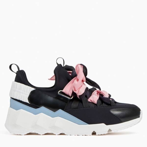 阪急うめだ本店「スニーカー エディット」リニューアルオープン、国内外最大40ブランドのスニーカー