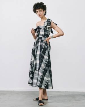 バロックジャパンリミテッドの新ブランド「y/m(イム)」伊勢丹新宿店、銀座三越に期間限定ショップ