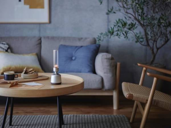 ソニーのハイレゾ対応サウンドスピーカー「LSPX-S2」有機ガラス管が奏でるクリアな音色