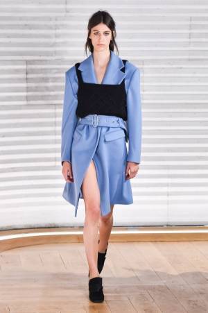 イーチ アザー 2019-20年秋冬コレクション - アイデア次第で"定番服”もプレイフルに