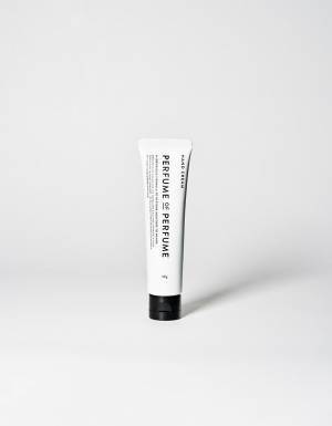 「パフューム クローゼット」新フレグランス、メンバー使用のアロマがハンドクリーム＆衣類スプレーに