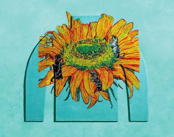 ミー イッセイ ミヤケ×横尾美美「HANA」ヒマワリ＆猫を描いたTシャツやバッグなど