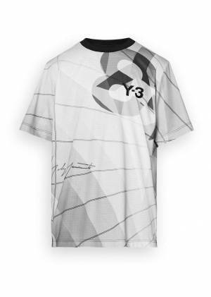 Y-3“セーリング”着想の新作ウェア＆スニーカー - ヨットの帆を模したプリントのポンチョなど