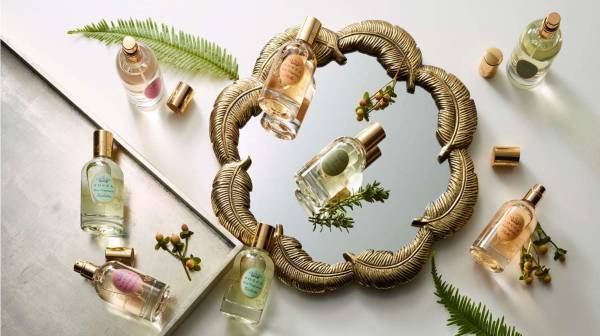 トッカの人気フレグランスがヘアミストに、クレオパトラを連想させるエキゾチックな香りなど