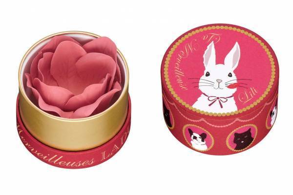 レ・メルヴェイユーズ ラデュレ「バラのつぼみ」フェイスカラーに、限定ミニローズ