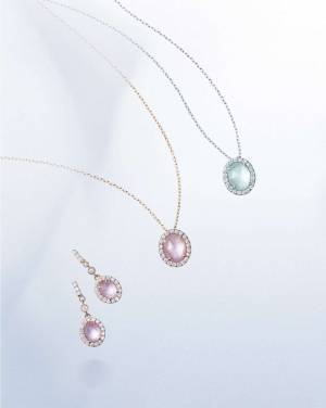 ヴァンドーム青山19年春夏ジュエリー、爽やかなブルートパーズのネックレスやピアス