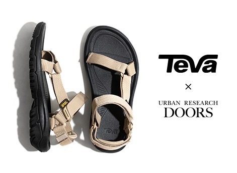 Teva×アーバンリサーチ ドアーズ限定サンダル「ハリケーン XLT 2」爽やかなベージュストラップ
