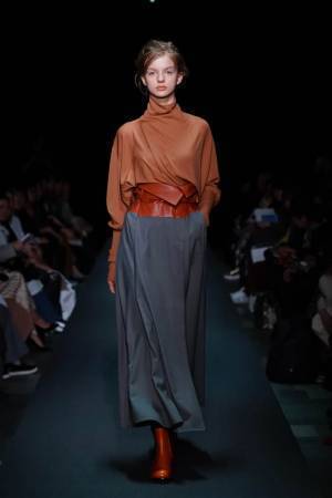 サポートサーフェス 2019-20年秋冬コレクション、ピュアな洋服を追求して