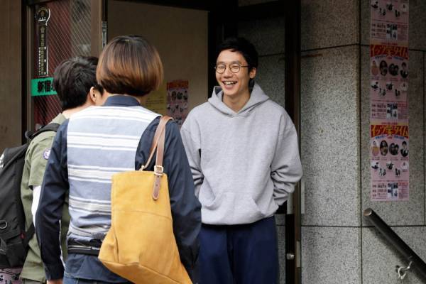 映画『劇場版 ファイナルファンタジーXIV 光のお父さん』坂口健太郎×吉田鋼太郎が親子に