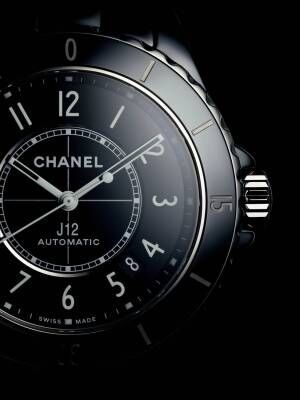 シャネルの人気腕時計「J12」がリニューアル、より滑らかなシルエットで視認性も向上