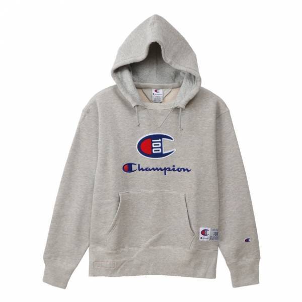 チャンピオン100周年記念「リバースウィーブ」フーディー、ジョックタグ＆"隠れラベル"も