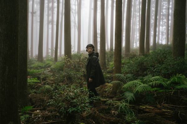 カナダグースよりゴアテックス採用の限定レインウェア＆軽量ダウンジャケット、“日本の雨”から着想