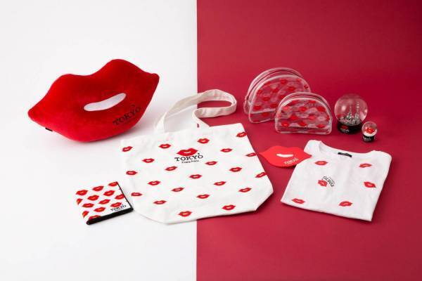 フランフラン×キストーキョーのコラボアイテム、“キスマーク”モチーフのトートやポーチなど