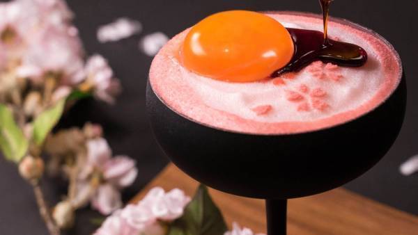 山形にプリン専門店「山形プリン」“賞味期限10分”の生プリンに春の新作「さくら」