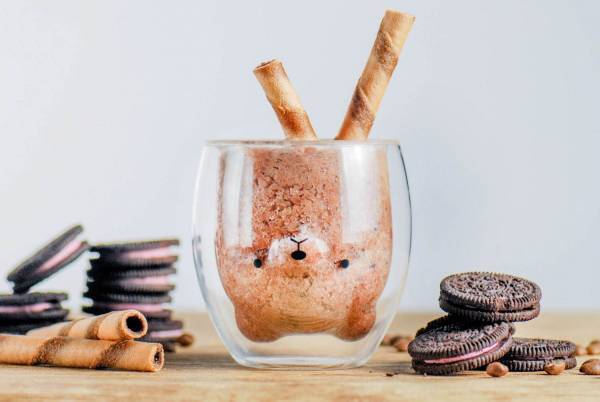 動物や果物のシルエットが現れるデザイングラス「グッドグラス」大阪・大丸梅田に限定ストア