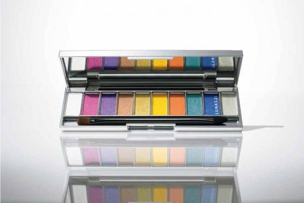 ルナソル19年夏コスメ、カラフルな10色アイシャドウパレット＆色と質感で選ぶリップグロス