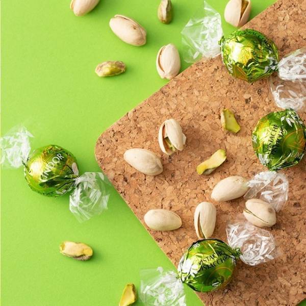 リンツの人気チョコ「リンドール」に“ピスタチオ”と“バターピーカン”の新フレーバー登場