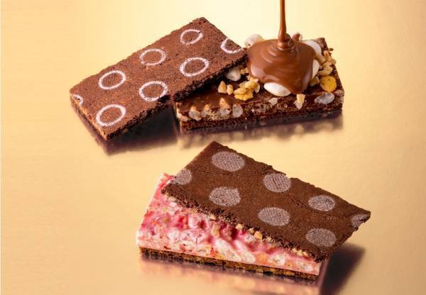 銀のぶどうのドルチェサンド「ショコラパフリィ」ナッツ生地に具沢山のチョコを挟んで
