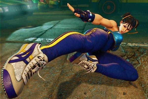 オニツカタイガー×ストリートファイターのスニーカー「春麗」モチーフのカラー＆ドラゴングラフィック