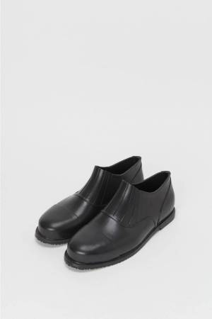 エンダースキーマのレインシューズ - ドレス調の革靴をゴム製にアレンジ、レインボーカラーも