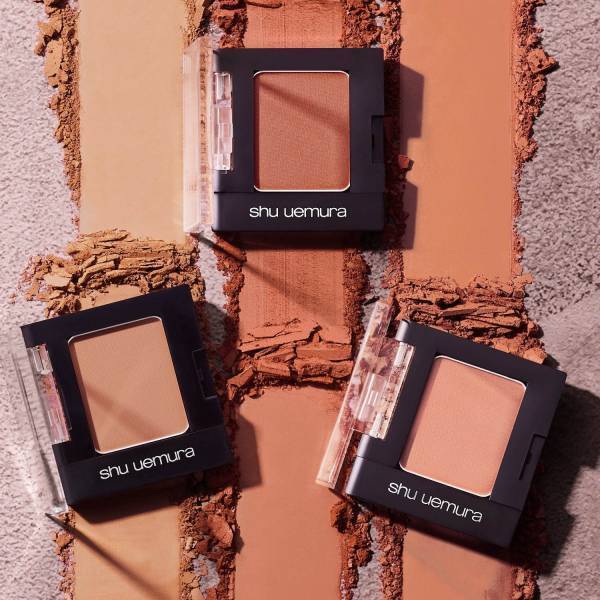 シュウ ウエムラ「ノバラ」から着想した花色メイク、限定アイシャドーやリップ