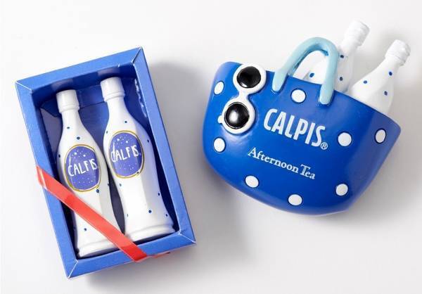 アフタヌーンティー・リビング×カルピス、水玉と夏の思い出を描く“爽やかブルー”のタンブラーやポーチ