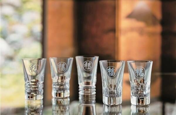 バカラ展 19 東武百貨店 池袋本店で 新作から復刻までクリスタルのグラスや花瓶が集結 19年5月18日 ウーマンエキサイト 1 2