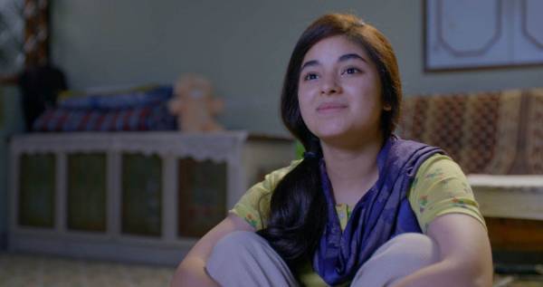 インド映画『シークレット・スーパースター』音楽の夢を追う少女のサクセスストーリー、アーミル・カーン出演