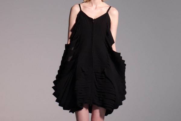 アンリアレイジやジエダが石川の老舗テキスタイルメーカー新ブランド「カジフ」とコラボ、代官山で展示会