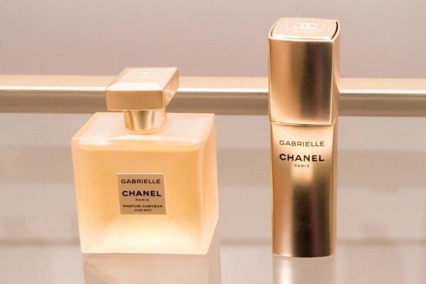 シャネルの人気フレグランス「ガブリエル シャネル」が携帯用サイズに！ヘアミストも登場
