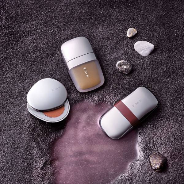 RMK19年秋冬 - ストーンカラーのアイシャドウ＆小石風パッケージの“濡れツヤ”グロージェル