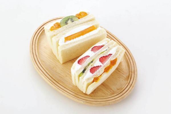 あべのハルカス近鉄本店の「パン＆スイーツフェスタ」果物屋のフルーツサンド＆桃農家のジェラートなど