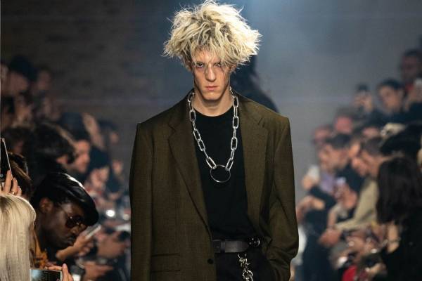 ジョン ローレンス サリバン 2020年春夏コレクション - インダストリアルな世界に反響するノイズ