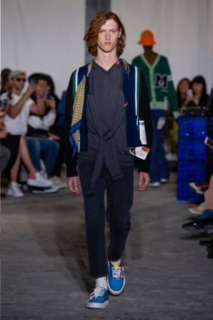 表参道ヒルズの夏セール、最大70％オフ - アーバンリサーチやファセッタズムなど約50店舗