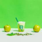 スターバックス「ティバーナ フローズン ティー」新作、煎茶×グリーンアップルフローズンの爽やかな風味