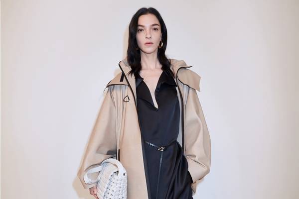 ボッテガ・ヴェネタ 20年リゾートウィメンズコレクション - 現代のリアリティと洗練された創造性