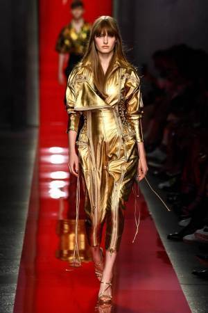 ディースクエアード 2020年春夏ウィメンズコレクション - 燃える闘志を東洋の華やかさとともに