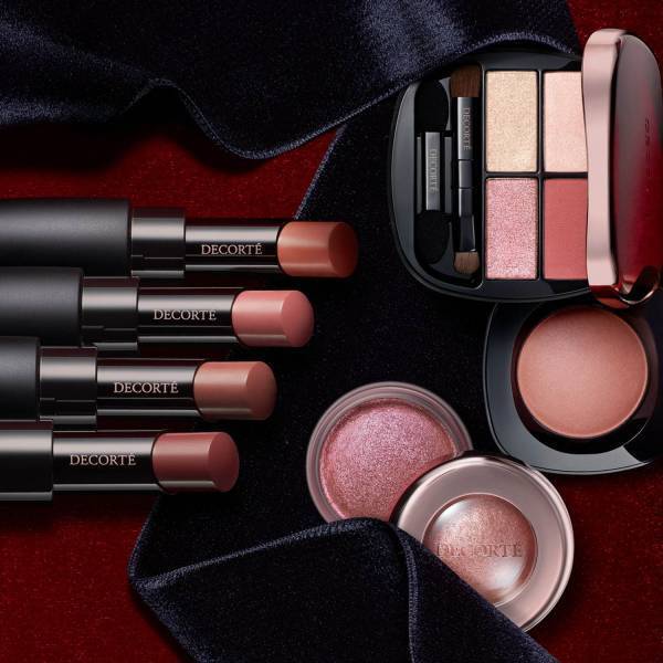 コスメデコルテ19年秋コスメ、マットなのに艶やかなソフトマットルージュ&濡れ艶アイカラーの限定色