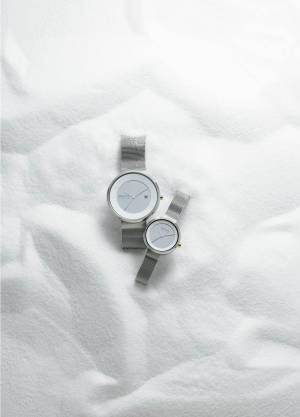 “オーロラ”着想の日本限定ウォッチ「ノーザンライツ」グラデーションの秒針、ベーリングから