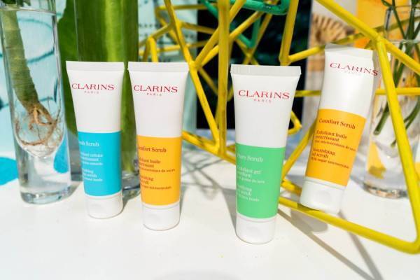 クラランス“肌タイプに合わせて選ぶ”カラフルスクラブ - 水分不足・ドライ・オイリー肌に対応