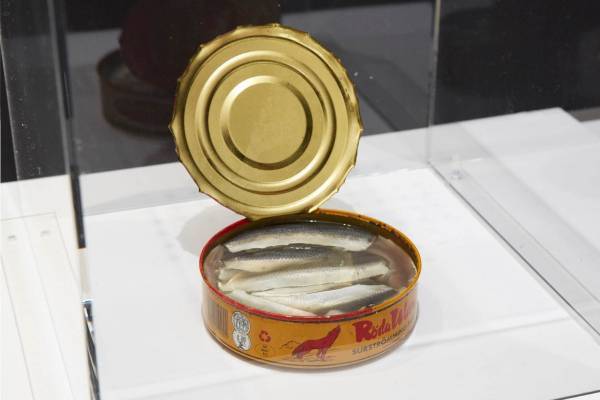 「におい展」広島に初上陸 - 世界一臭い食べ物から最高級の香料まで、“ストレス臭”も展示