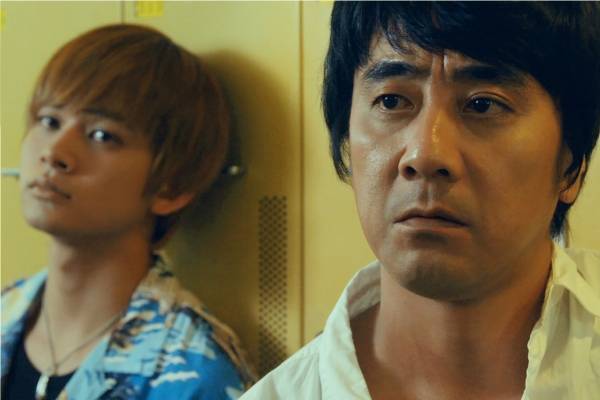 山崎まさよし主演映画『影踏み』横山秀夫の推理小説を実写化、忍びのプロ“ノビ師”が紐解くミステリー