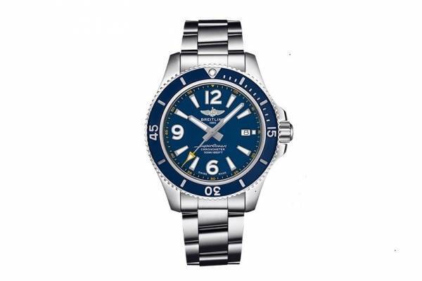 ブライトリングのダイバーズウォッチ「スーパーオーシャン」日本限定モデル、ブルーダイアル&黄色の秒針