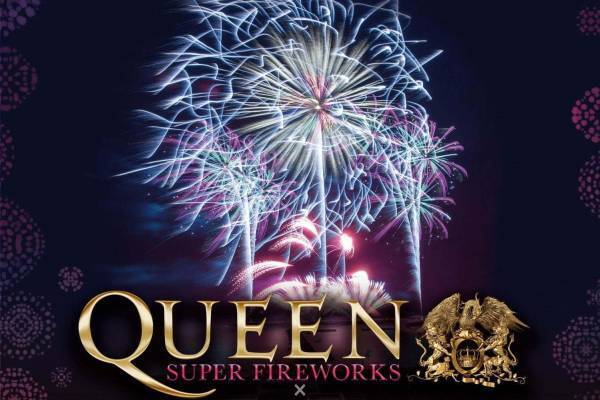 「クイーン」の花火イベントが大阪・千葉・宮崎で、名曲にのせて13,000発の花火が夜空を彩る