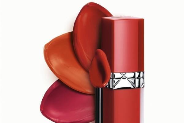 ディオール“フラワー生まれ”の新リキッドルージュ、ホイップクリームのようなソフト質感